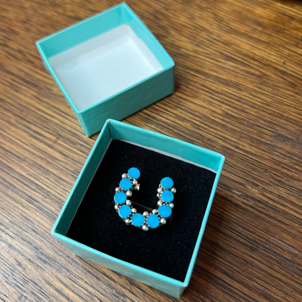 🩵 Turquoise Horseshoe Ring, Sterling Silver, Size 7, New with Original Blue Box - Picture 9 of 15